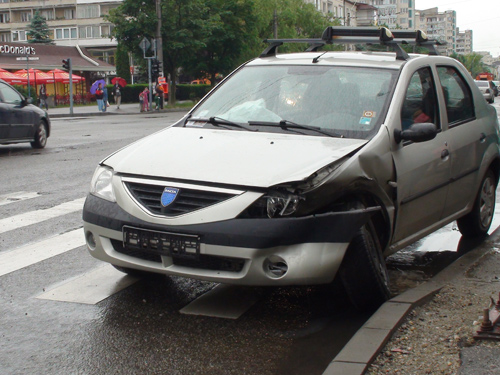 Accident Mcdonalds (c) eMM.ro